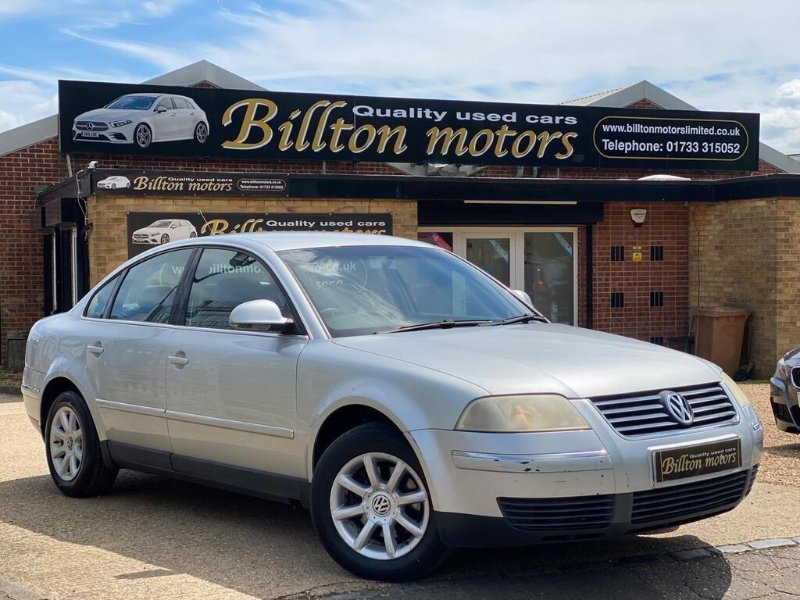 2004 PASSAT 1.9 TDI PD HIGHLINE PLUS ESTATE 5DR DIESEL AUTOMATIC 189 G KM,... photo