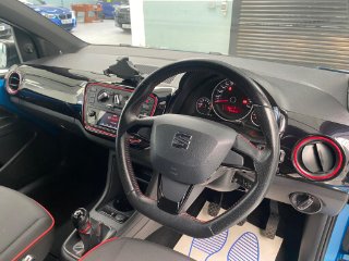/photos/12042/c8657959-b2df-44a0-8105-d1931c6a0d27_i320x240.jpg