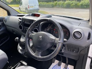 /photos/12042/dd437f53-db44-4322-b73c-dbf546da297c_i320x240.jpg